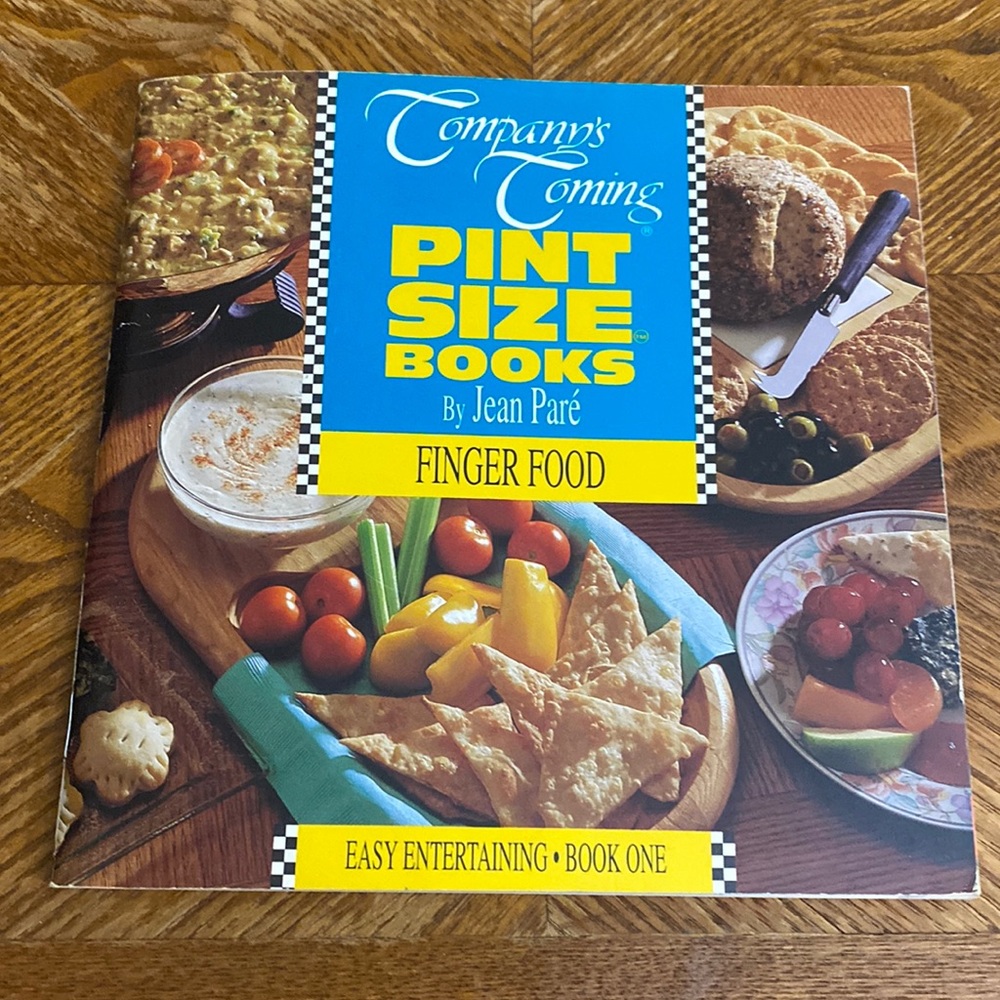 1993 Finger Foods cookbook